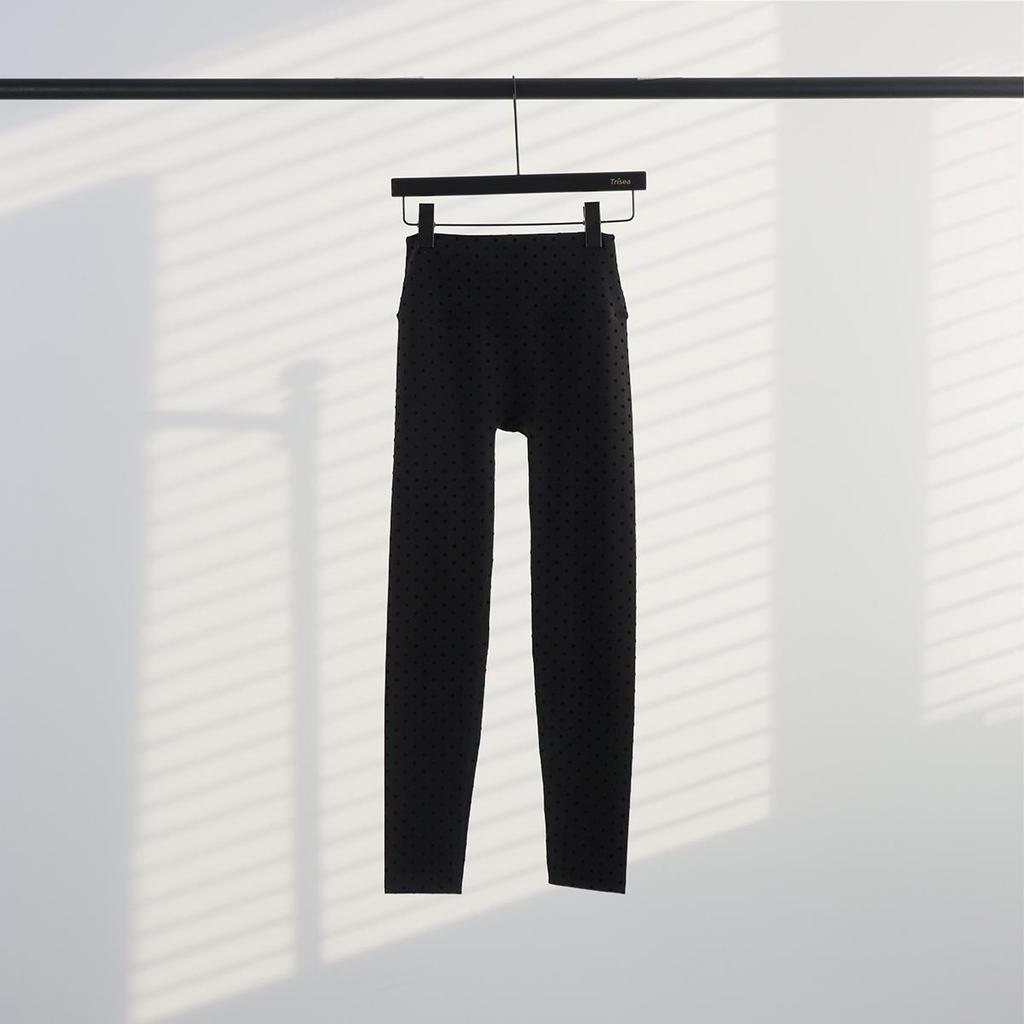 In-Stock Lulu Yoga Set: Black Stand Collar, New Zipper, Steel Stamp Gold Label, Defina Slim Fit Style.