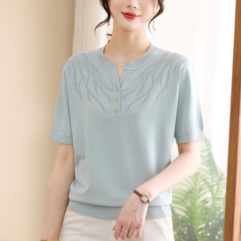 Lady Datang Summer V-Neck Embellished Knit T-Shirt 120