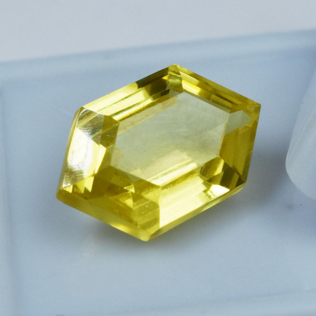 Unique Yellow Sapphire 9.15 Carat Fancy Shape Natural Loose Gemstone