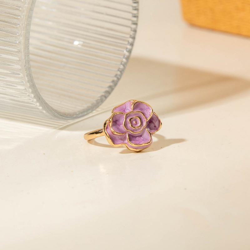 Baroque oil drop flower ring, metal lava light luxury pearl ring female