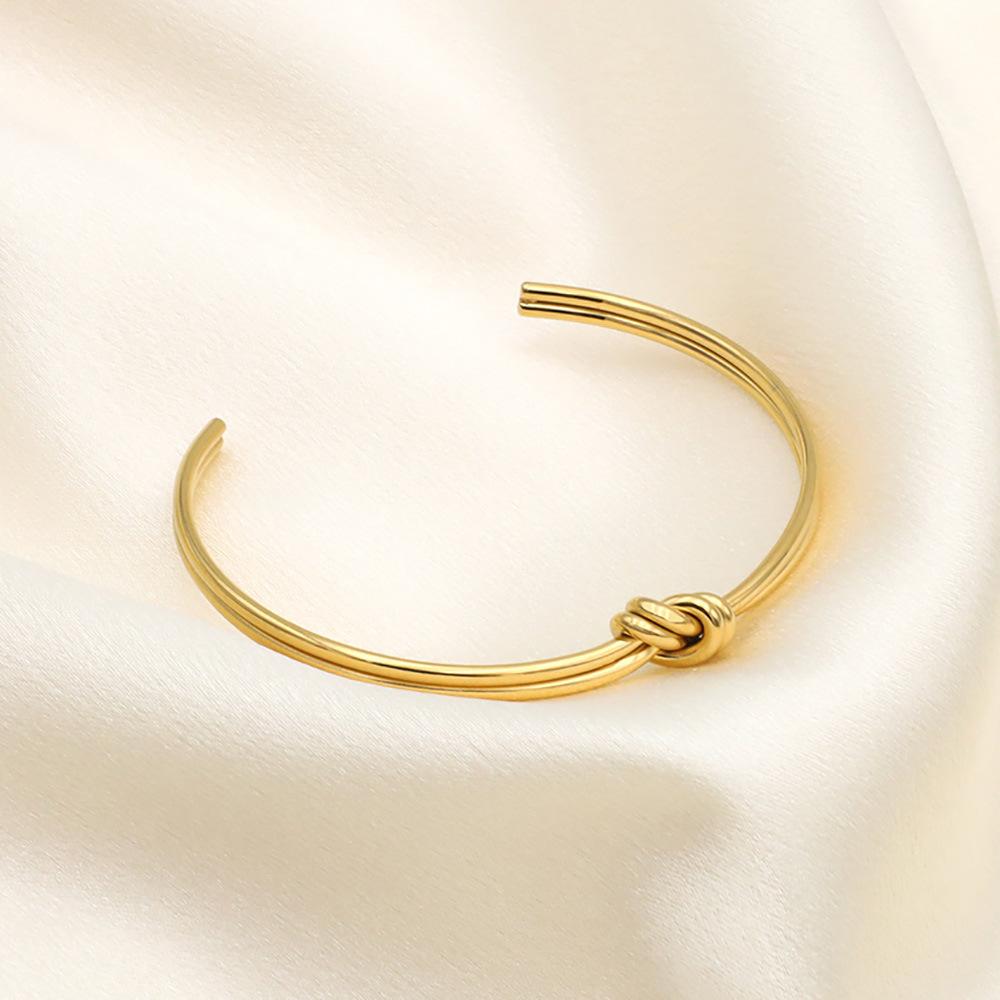 Wind Personality Fashion C-Shaped Bracelet Advanced Sense Double-Layer Knotted Opening Titanium Steel Bracelet Does Not Fade