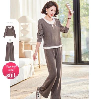 Abiti e completi – Completi con pantaloni