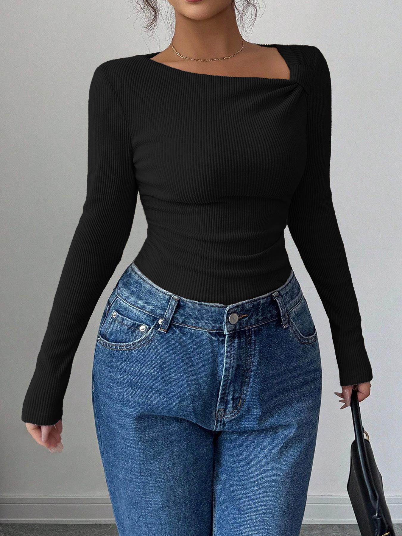 

French Oblique Collar Knitted Top: European & Korean Style, Age-Reducing, High-End Temperament, for Autumn & Winter. L чорний