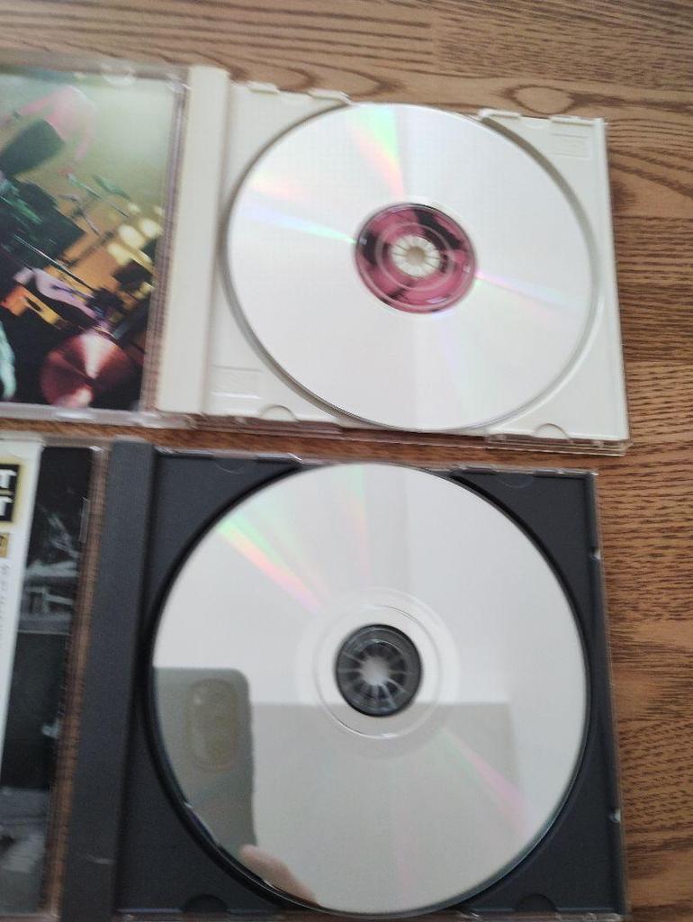 [USED] With Bonus NIRVANA Album CD with Bonus In Utero