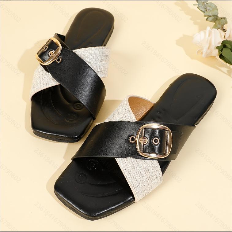 2025 Summer Women s Flat Leather Strap Outdoor Sandals - Black Flip-Flops 41