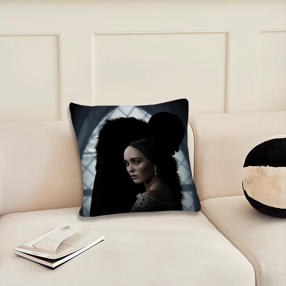 

Фильм N-Носферату 2024 Декор Комната Дом Диван гостиная Офис Автомобиль Скандинавская Простота Наволочка 40x40cm 16x16in