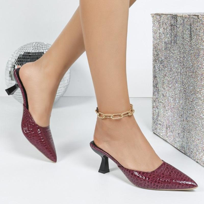 New Women's Sandals New Retro Pointed High Heels Trend Solid Color Stiletto Women's Mules Formal Office Slip-On Slippers Women