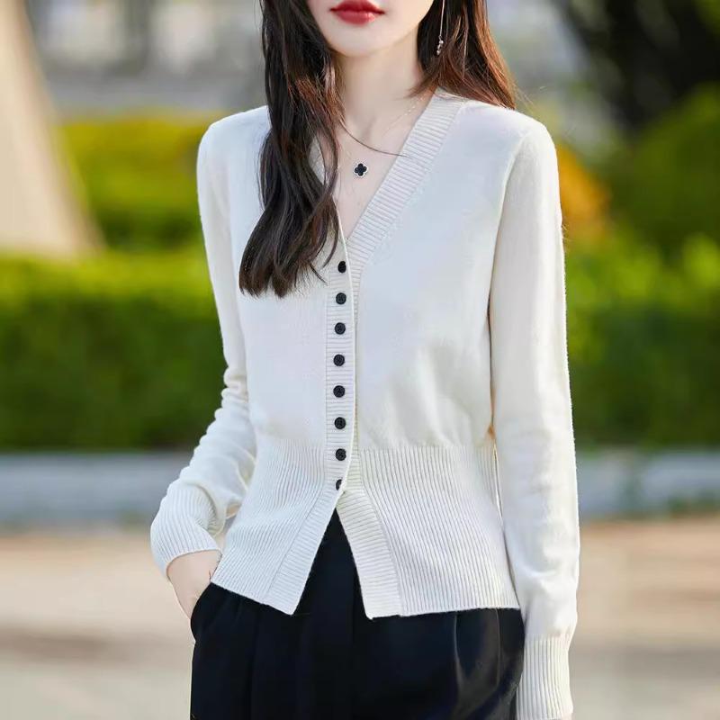 Autumn and winter new women's knitted sweater V-neck cardigan sweater women's imitation wool coat batch