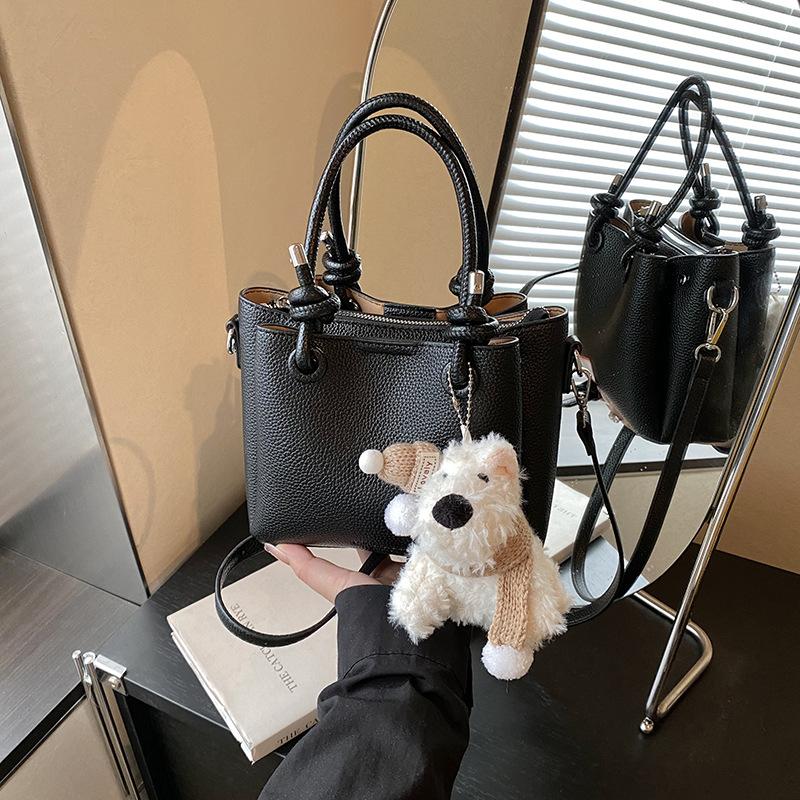 Retro niche handbag bag women's new trendy simple casual shoulder bucket bag versatile messenger bag