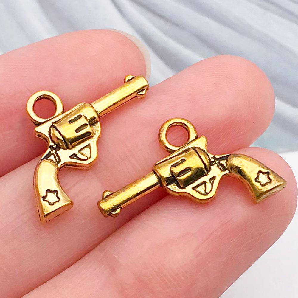 Cross-border Cowboy Western Bracelet: Horseshoe, Hat, Cactus Alloy Pendants for DIY Jewelry.