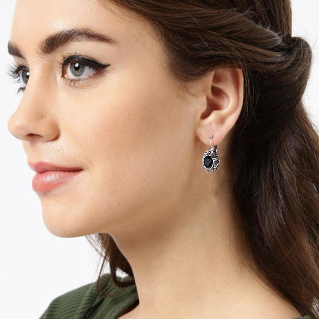 Boucle d'oreille oxydée en argent et laiton pour femmes et filles, collection exclusive élégante et tendance, produit 100 % respectueux de la peau pour boucle d'oreille