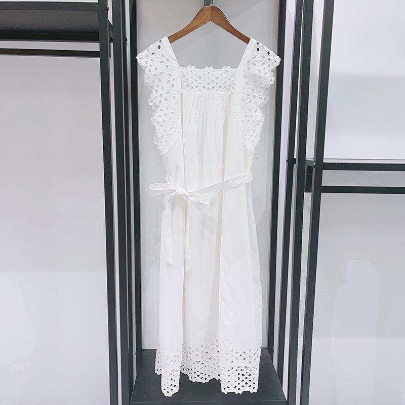 French Niche 2026 Spring/Summer White Hollow Lace Dress & Round Neck T-shirt Joggers Set M