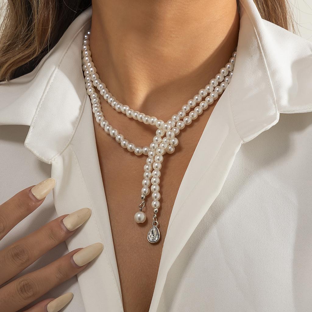 Retro Trendy Pearl Fringed Necklace For Women, Simple Personality With Diamonds, Water Drops, And Gemstones.