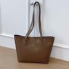 Large-capacity bag to work, new casual class, shoulder texture, fashionable and versatile commuter tote bag, autumn