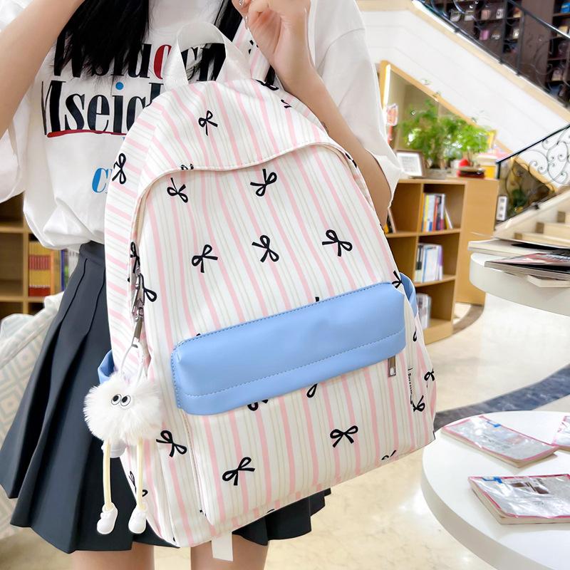 New Plaid Backpack, Retro Versatile Campus Backpack, Men's and Women's Same Schoolbag, Light Going Out Leisure Backpack