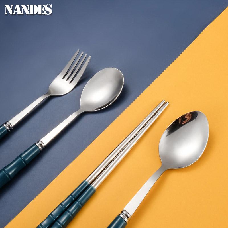 3pcs Set Portable Dinnerware Kit Spoon Fork Chopstick Cutlery Tableware with Box Set Stainless Steel Travelling Dinnerware Set