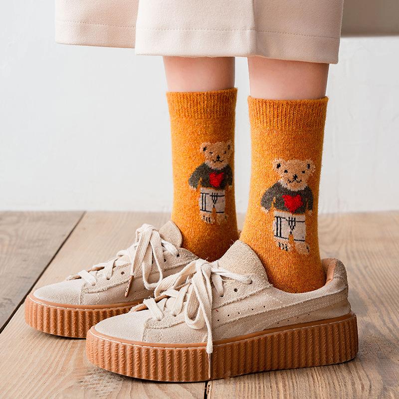 Cartoon Bär Socken Frauen Herbst Winter Dicke Warme Socken Nette Kawaii Mode Socken Für Frauen