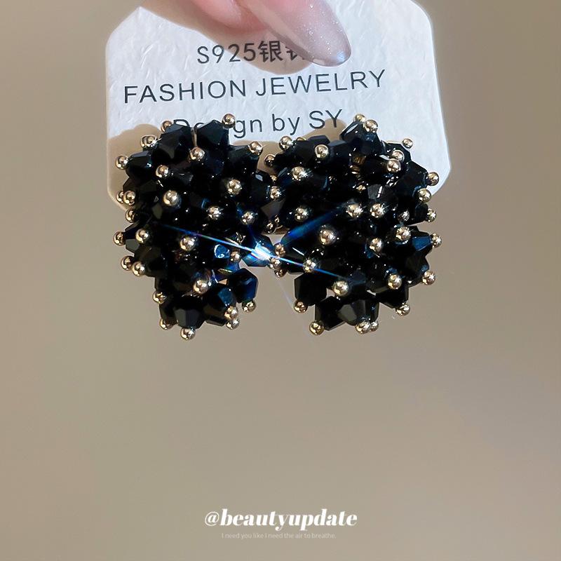 Silver Needle New Irregular Crystal Stud Earrings Dark Wind Design Sense Niche Temperament Earrings Light Luxury Earrings