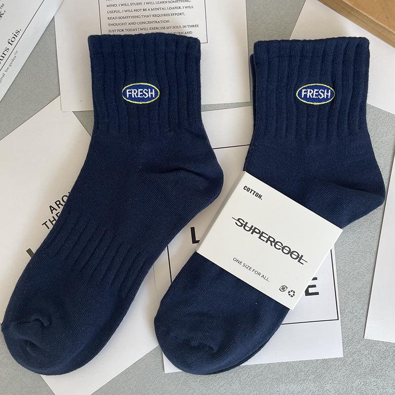 Unisex Breathable Cotton Mid-Tube Socks: Thin & Deodorant for Spring/Summer Sports