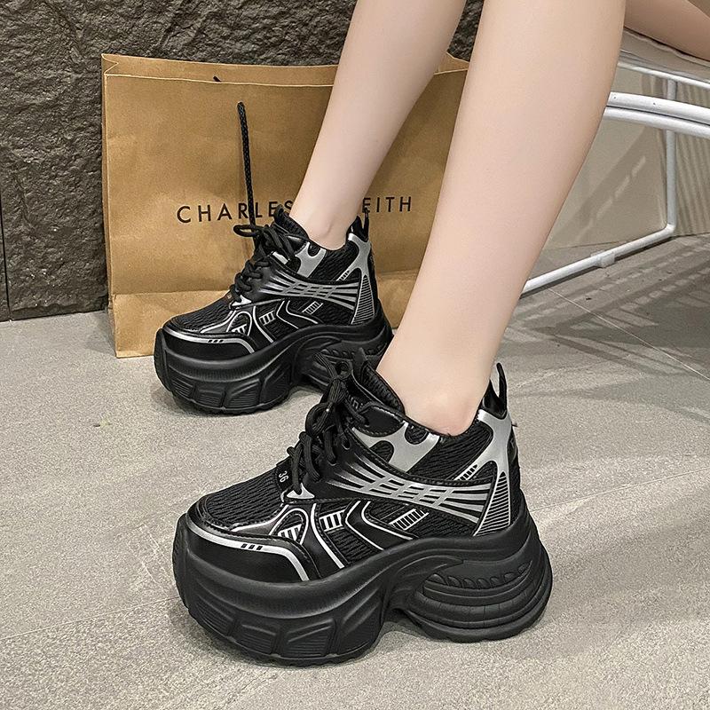 Daddy Shoes Women's Autumn 2025 New Fashion Casual Shoes Casual Sports Shoes Versatile Thick-soled Inner Height-increasing Women's Shoes