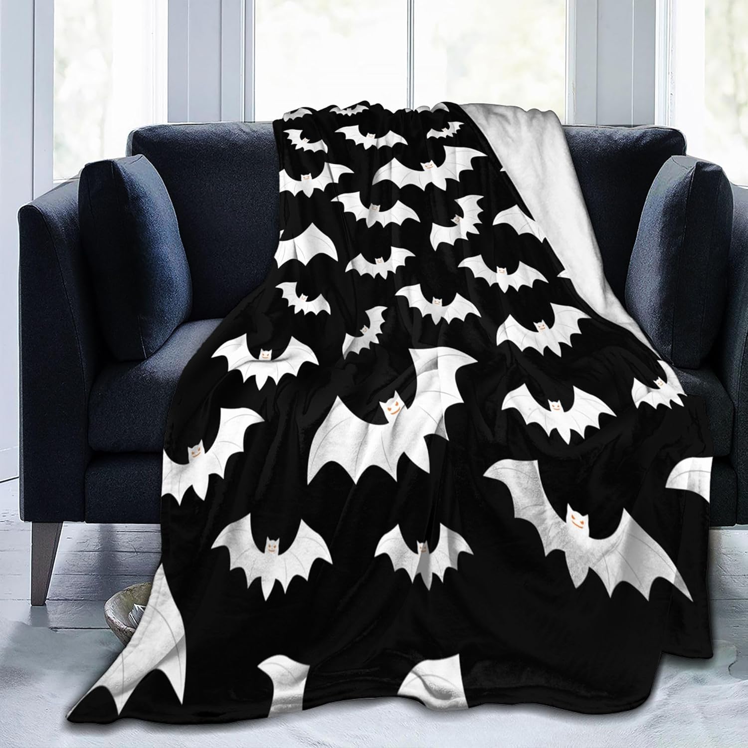 Creative Homewares Unisex Bats Halloween Goth Flannel Blanket Throw Warm Lightweight Blankets For Sofa Chair Bed Office Home Party Travle All Season (Goth