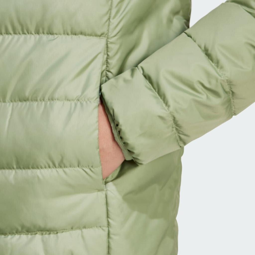 Adidas Essentials Light Down Jacket (IX8912) зимняя куртка зеленая