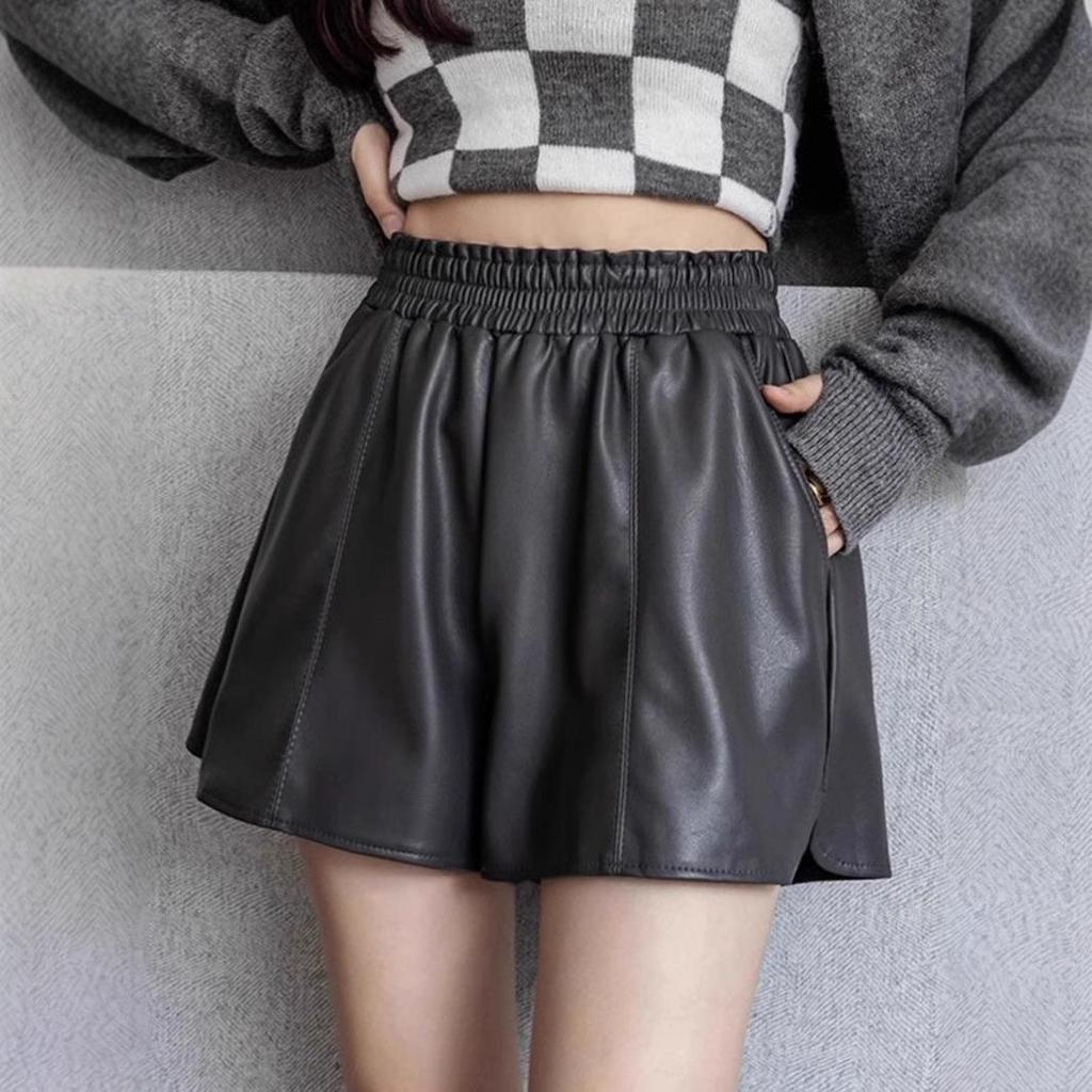 Women's Plus Size Elastic Waist High-Waist PU Leather A-Line Shorts for Autumn/Winter