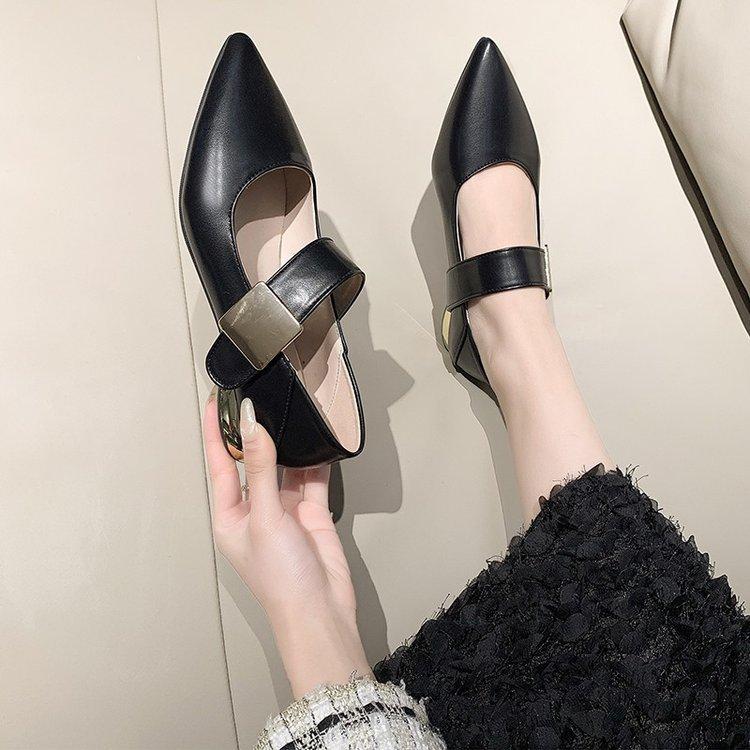 

French retro versatile color matching full leather metal square buckle Mary Jane 2024 autumn thick heel pointed single shoes women s shoes 39