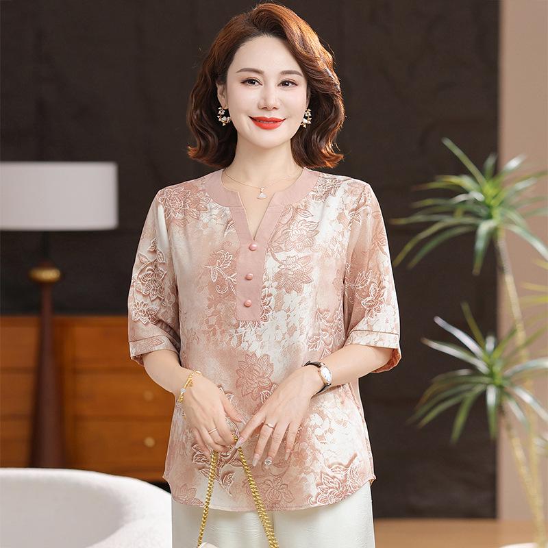 

2026 New Style V-Neck Chiffon Blouse: Mid-Sleeve T-Shirt for Middle-Aged Women 3XL (recommended 115-130 jin) розовый