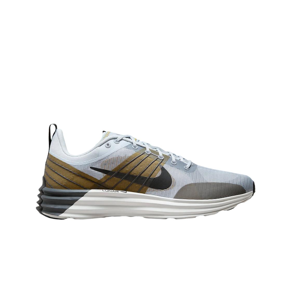 

Nike Lunar Roam Platinum Tint Desert Moss 285