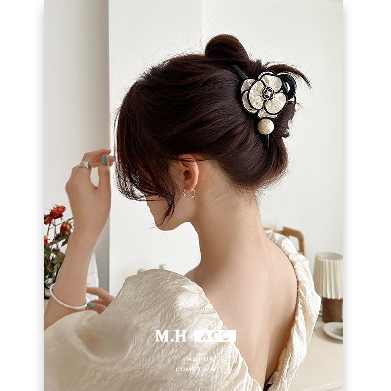 Pearl Camellia Hairpin Korean ins Gentle Wind Simple Back Head Tie Hair Accessories Grab Clip Women's