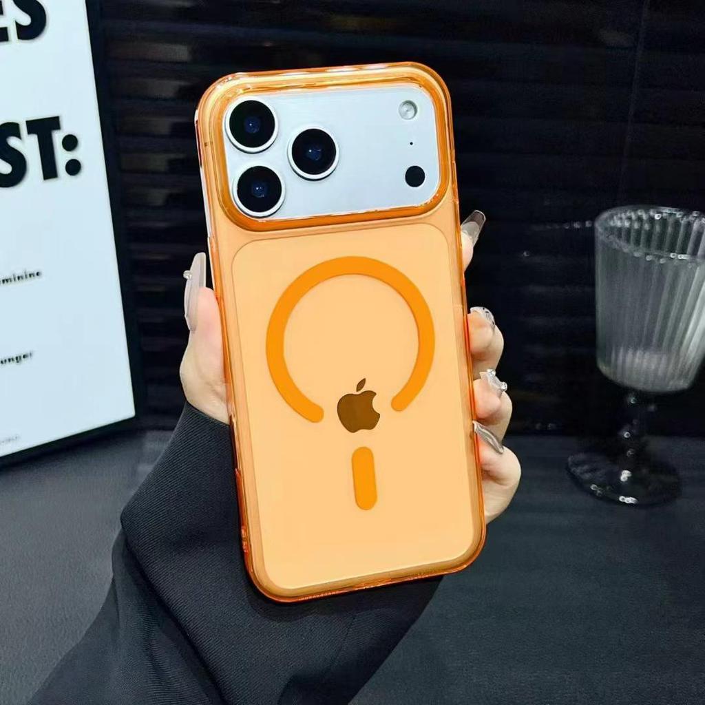 iPhone 17 Pro Max Transparent Magnetic Charging Case with Large Lens Hole and Durable Hard Shell