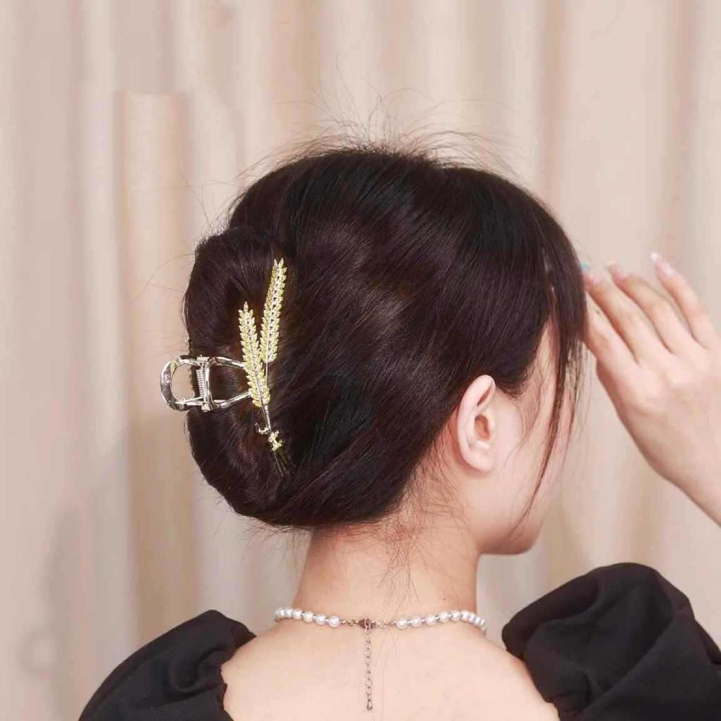 2025 Luxury Wheat Ear Hair Clip for Women: Small Volume Shark Hairpin