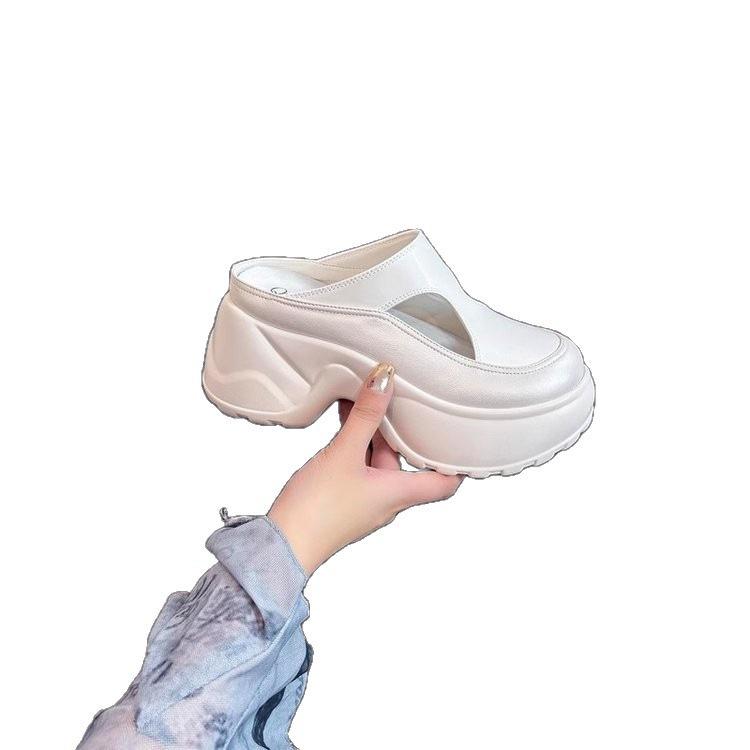 Thick-soled Slippers Women's High-end Fashion and Simple Black 2025 New Small Height-increasing Bag Head Slippers