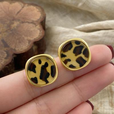 Boucles d'oreilles exquises en forme de cercle avec motif léopard en diamants: Luxe Léger, Tendance, Bijoux Pendants Haut de Gamme pour Femmes
