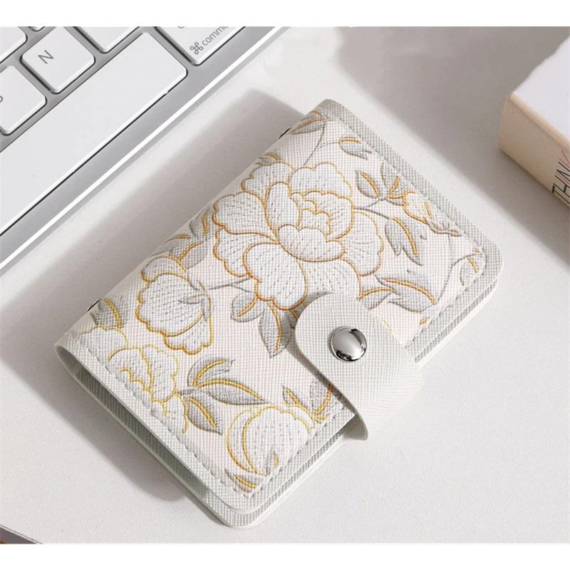 Porte-cartes floral vintage pour femmes Multi-emplacements Portefeuille pour cartes bancaires Imperméable Cuir PU Petite pochette pour cartes de crédit