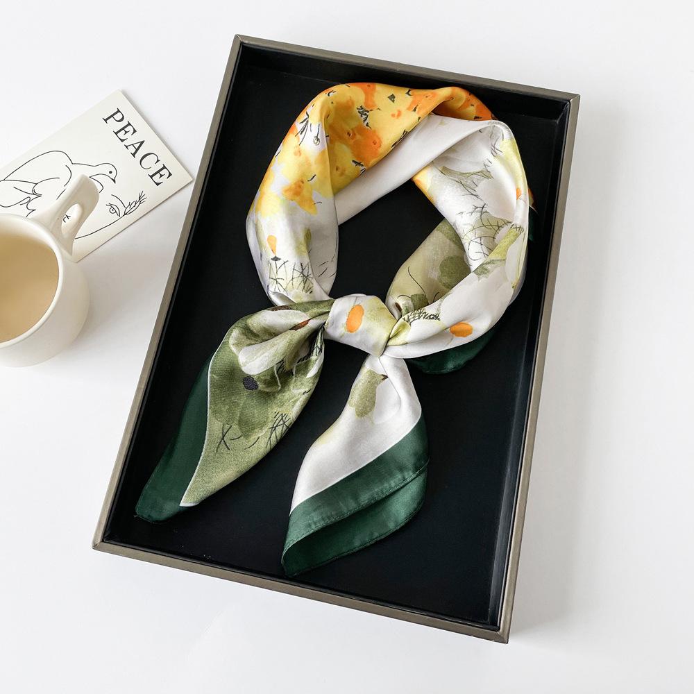 70 Simulation Silk Navy Blue Cashew Silk Scarf, Simple And High-End Sense Matching Square Scarf, Women'S Decorative Thin Scarf, Workplace Scarf.