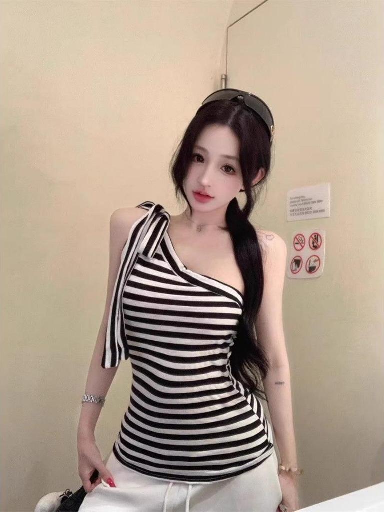 Retro Striped One-Shoulder Camisole - Slim Fit, Summer Style Women's Top
