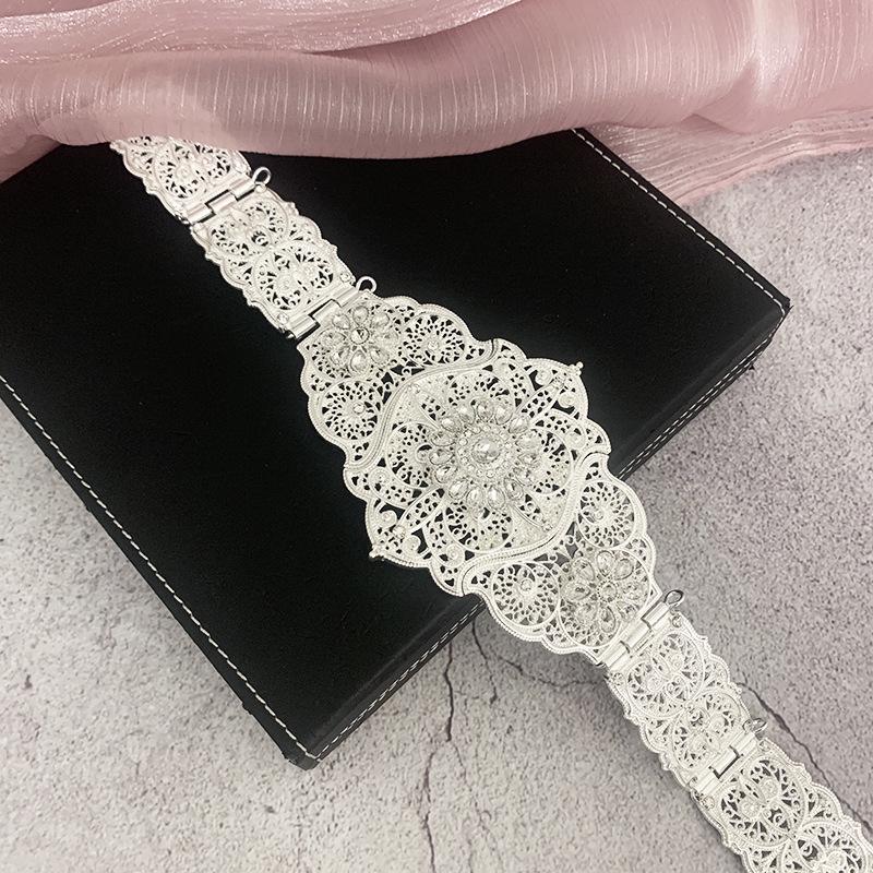 Cinturón de Bata Étnica del Cáucaso Ruso con Pedrería para Mujer para Boda