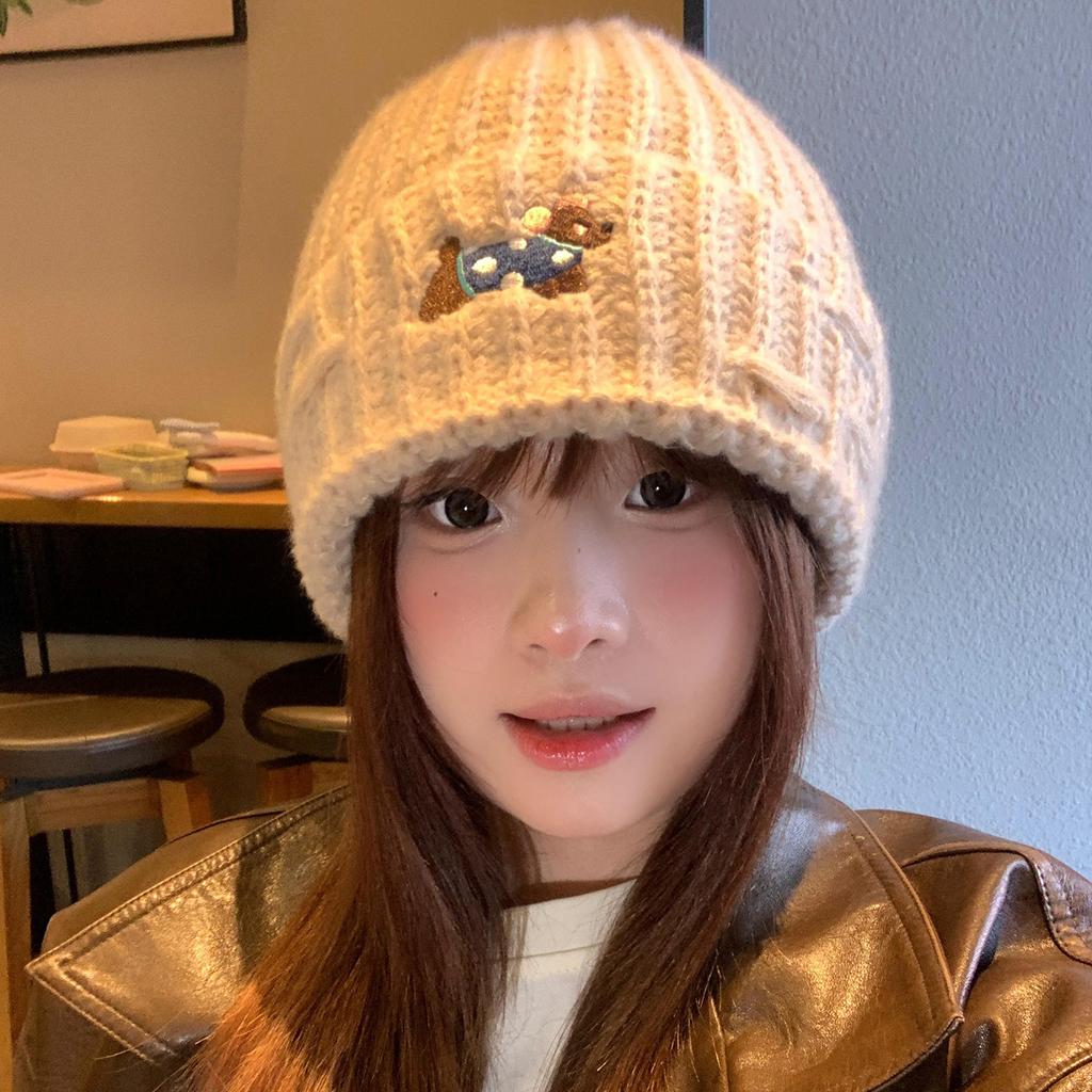 Korean version of cartoon puppy embroidery knitted hat female warm sweet cute versatile face small pullover hat tide