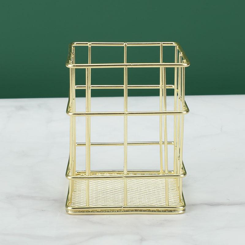 

Office supplies simple pen holder, Nordic wrought iron storage basket, metal grid wrought iron desktop storage