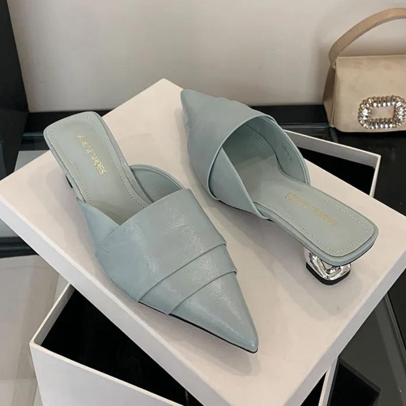 Fashion Elegant Black Pointed Toe Modern Slippers Women Fashion Strange Style Design Brand Slide Sandal Comfortable Commuter Office Shoe