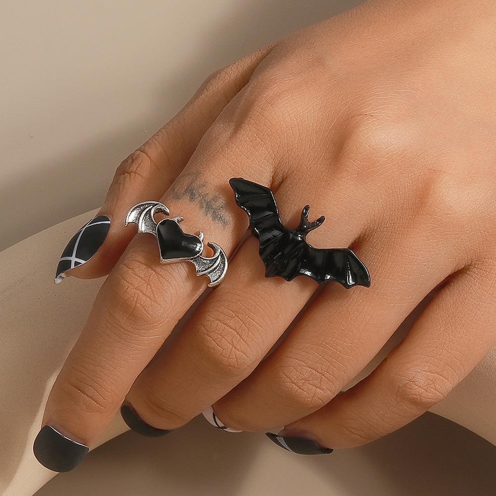 Dark Fashion Spider Web Heart Ring Zinc Zinc Alloy Halloween Opening Ring Gothic Bat Ring  Cosplay Jewelry
