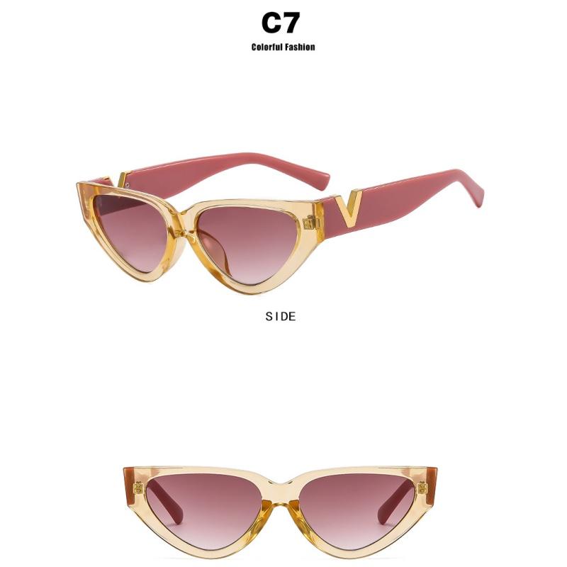 Women's sunglasses, small-frame V-shaped cat eye sunglasses.