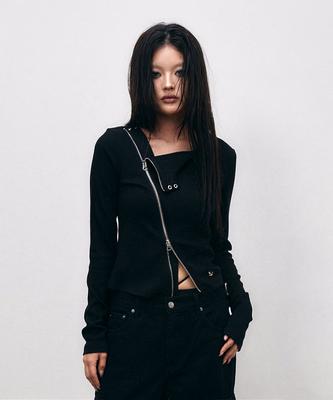 SCHISM INDUCING Diagonal Zip Up Top Black