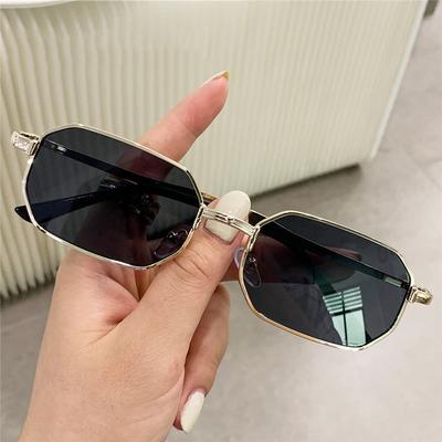 Occhiali da sole stretti da uomo, rettangolari alla moda da donna, in metallo, di lusso, classici, di marca.