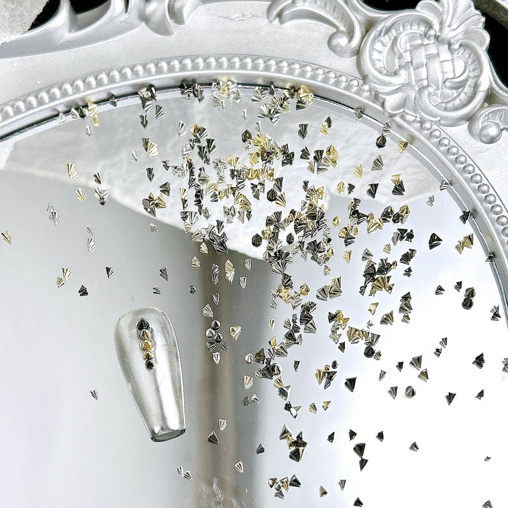 Punk Style Alloy Rivet Nail Art Decorations 3D Pointed Cone Large Medium Small Nail Decorations DIY Accessories