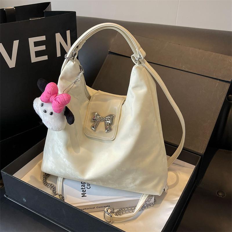 

Large Capacity Korean Style Fashionable Tote Bag For Women 2024 Spring Summer New Simple Elegant Street Trend Pu Material White