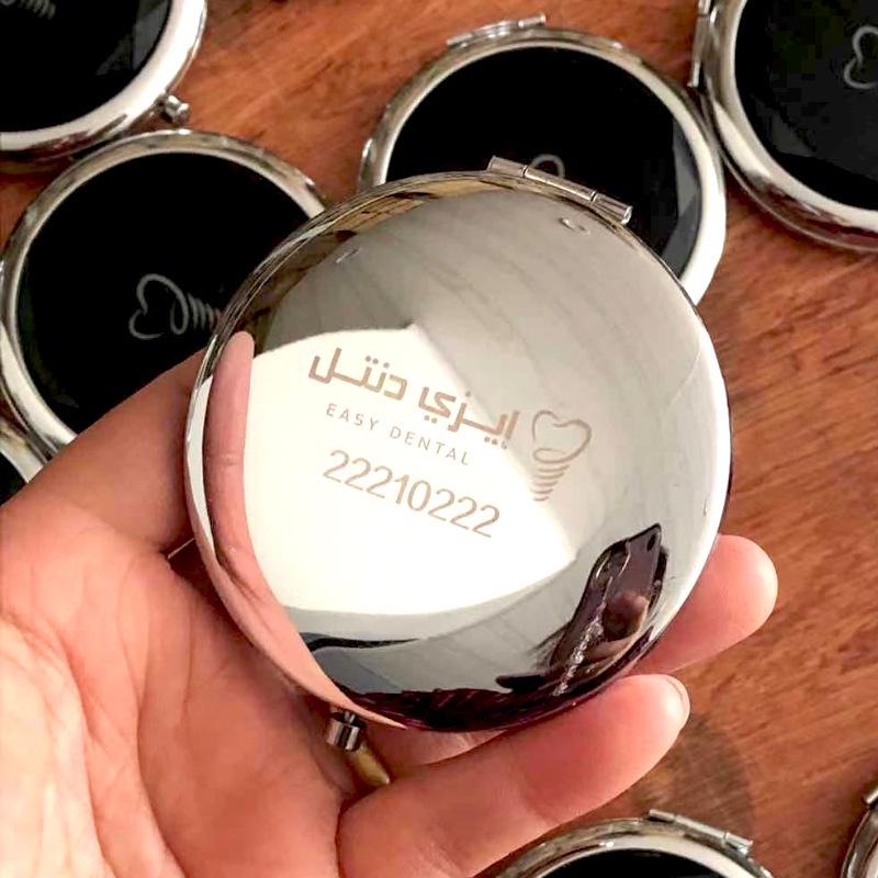 Espejo de Maquillaje Metálico Portátil de Cristal de Doble Cara para Salones