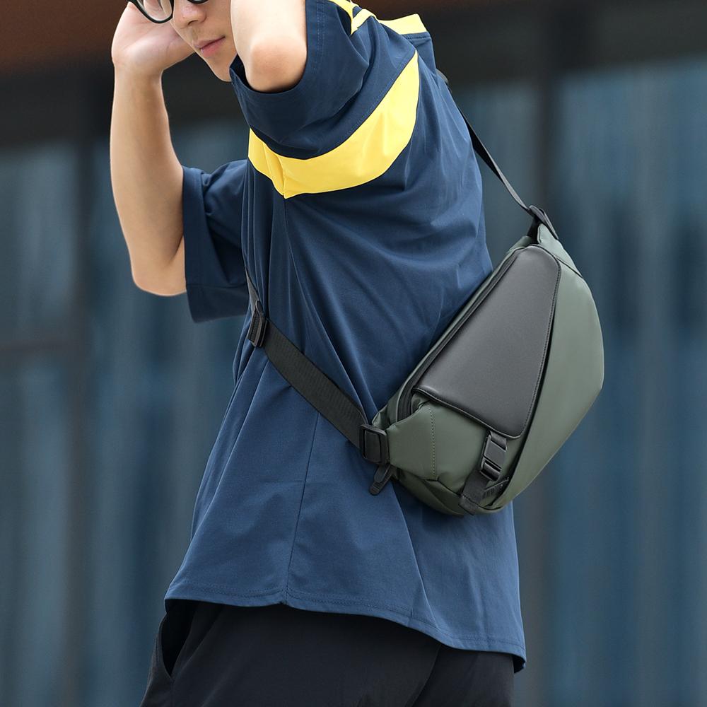 Lightweight Men's Bag Outdoor Travel Crossbody Bag